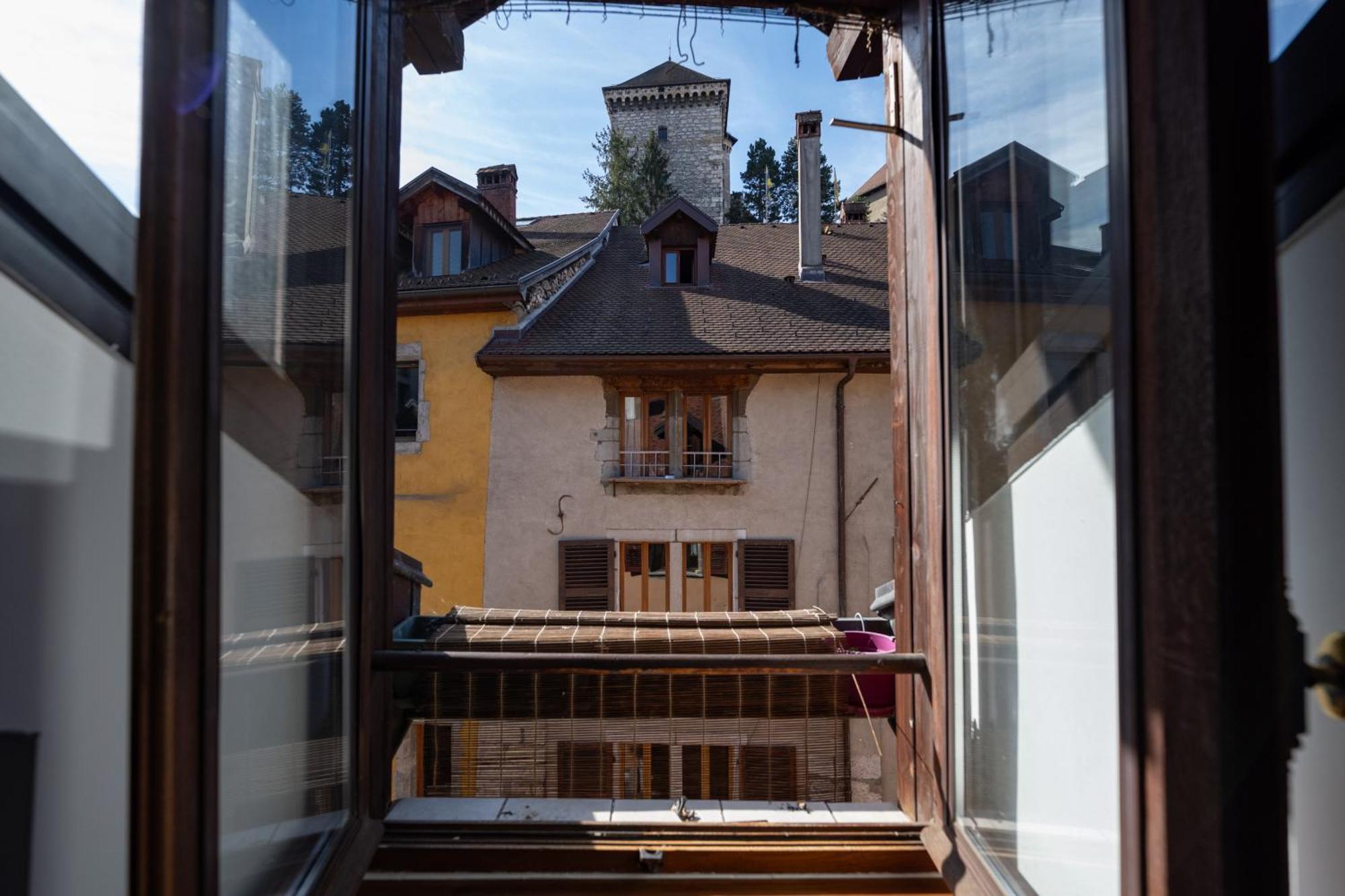 Sous Les Toits D'Annecy, Un Appartement Irresistible Pour 1 A 6 Personnes En Plein Coeur De Ville エクステリア 写真
