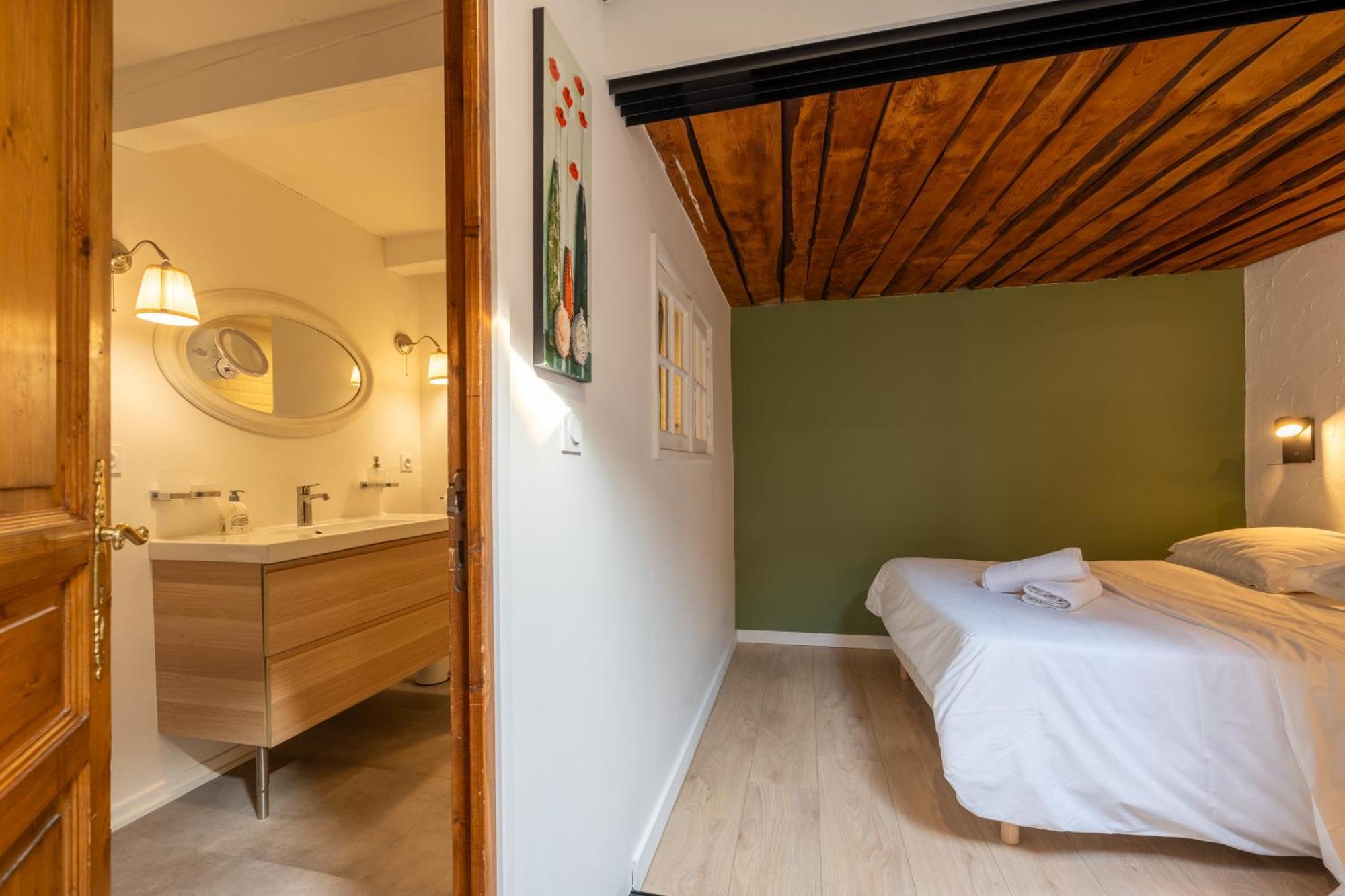 Sous Les Toits D'Annecy, Un Appartement Irresistible Pour 1 A 6 Personnes En Plein Coeur De Ville エクステリア 写真