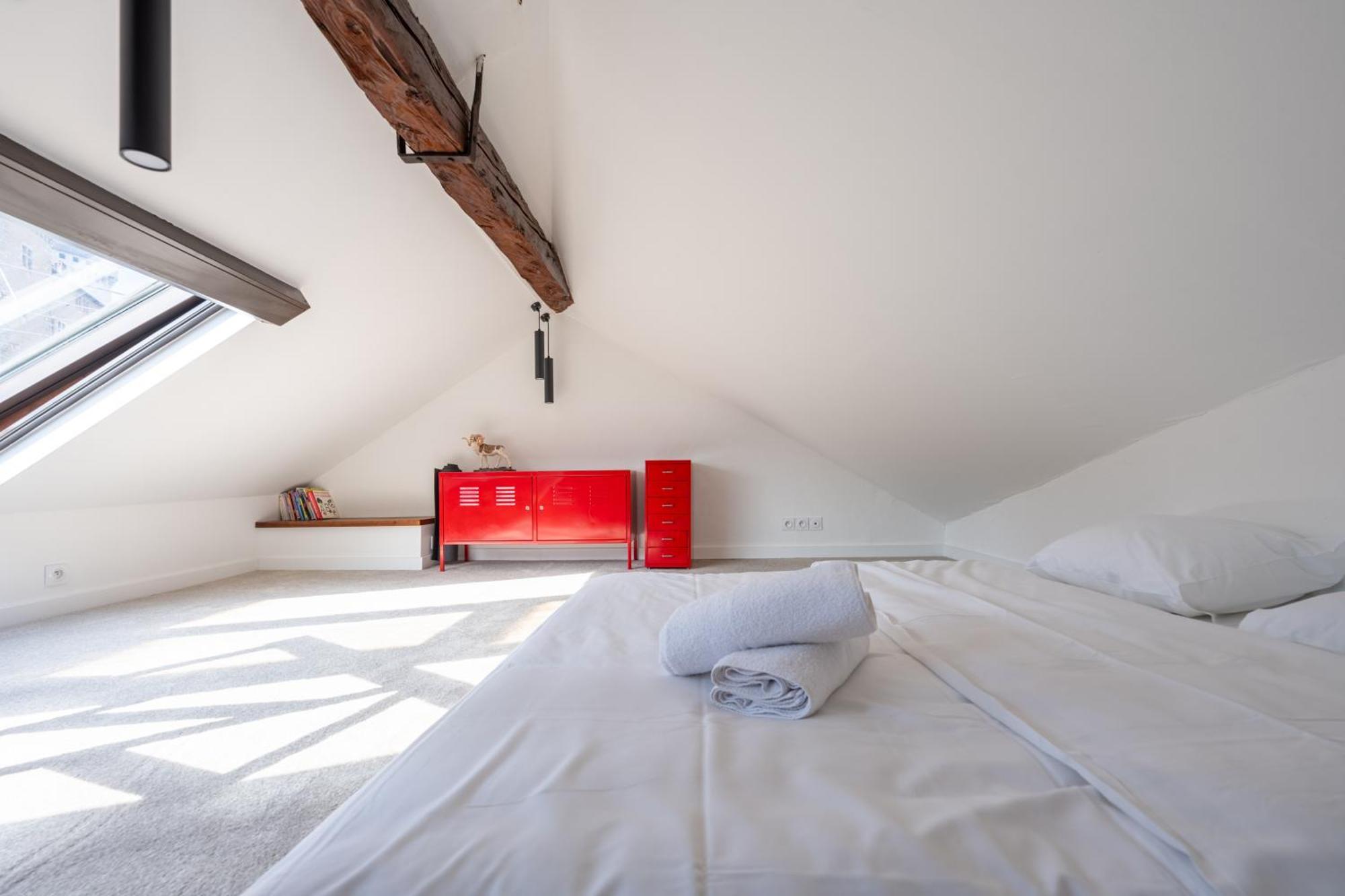 Sous Les Toits D'Annecy, Un Appartement Irresistible Pour 1 A 6 Personnes En Plein Coeur De Ville エクステリア 写真